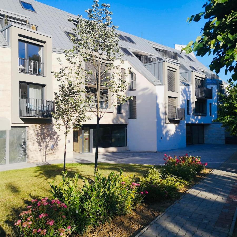 Iris Appartement In Heviz Mit Tiefgarage Und Panoramaaussicht المظهر الخارجي الصورة
